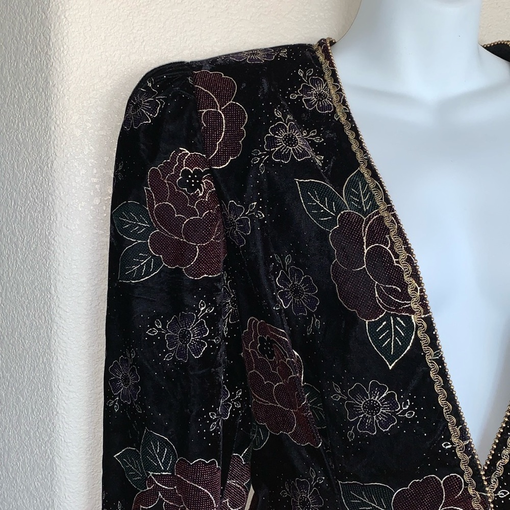 JONATHAN TAIT NAH NAH COLLECTION jacket women's 10, black floral velvet. EUC - Picture 5 of 17
